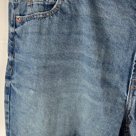 NWT: old navy High-Waisted Slouchy Straight Cut-Off Jean Shorts (22) - Picture 6 of 12